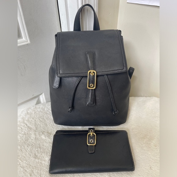 Coach Vintage Backpack and Wallet - Picture 12 of 12